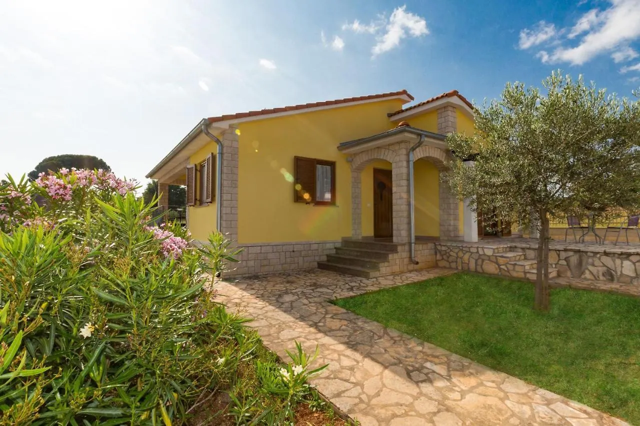 Villa Bali Kaštelir 0*,  Kroatien